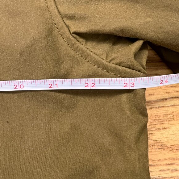 NWT Filson Aberdeen Work Jacket, Waxed Jacket, Tan, Medium - Picture 9 of 9